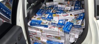 Homem é preso com 10 mil maços de cigarros contrabandeados na BR-282, em Irani