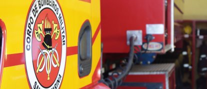 Incêndio criminoso destrói residência e deixa um morto no bairro Bom Pastor, em Chapecó