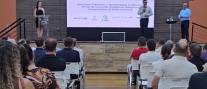 VÍDEO: Palestra Brasil–Paraguai é realizada em Xanxerê