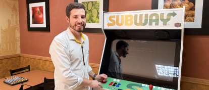 VÍDEO: No Fliperama no Subway, a regra é clara: dá pra jogar, se divertir e ainda comer bem
