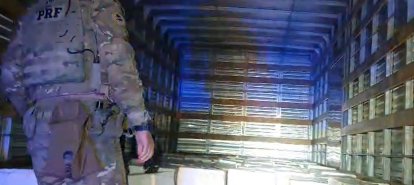 PRF apreende cinco toneladas de camarão contrabandeado e prende três pessoas no Oeste catarinense