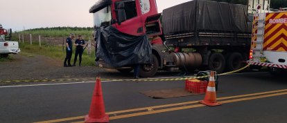 Motorista morre após ser esmagado por cabine de caminhão durante manutenção na SC-120