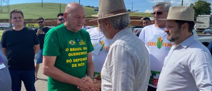 VÍDEO: Visita surpresa de Luciano Hang movimenta a ExpoFemi 2026 em Xanxerê