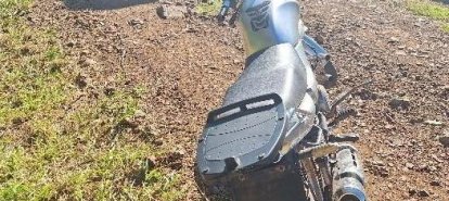 Motocicleta furtada é encontrada abandonada em barranco em Xanxerê