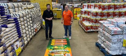 VÍDEO: R$ 150 mil em compras marcam promoção de aniversário no Econômico Atacadão