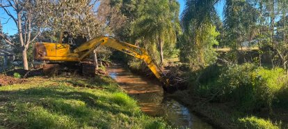 Prefeitura de Xaxim inicia desassoreamento de rios para reforçar prevenção aos impactos do El Niño