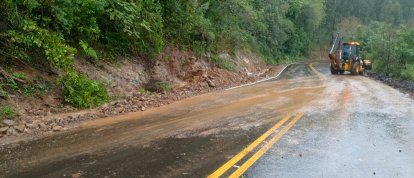 Chuva intensa leva sedimentos para a XRE-100, na Linha Cambuinzal, em Xanxerê