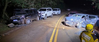 Grave acidente envolvendo quatro veículos deixa feridos no Oeste