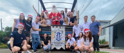 LEO Clube Ômega Xanxerê distribui cestas com doces para crianças do município 