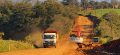 VÍDEO: obras do Contorno Viário do Caravaggio seguem em andamento entre Cordilheira Alta e Chapecó