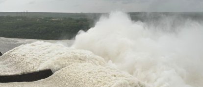 VÍDEO: Imagens impressionantes do vertedouro da Itaipu Binacional
