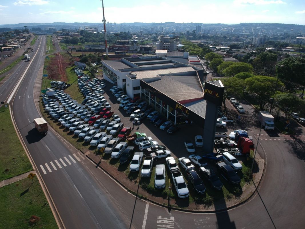 Ideal Veículos dispõe de vagas de trabalho em quatro lojas de SC e PR